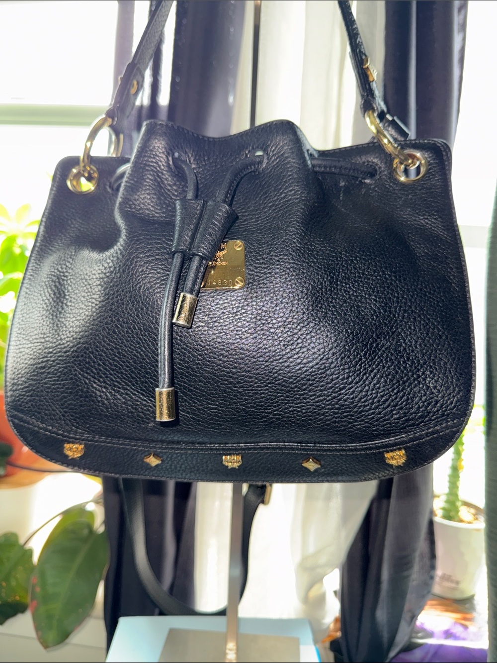 MCM Black Pebbled Leather Drawstring Shoulder Crossbody Bag with Gold Hardware - Picture 4 of 13